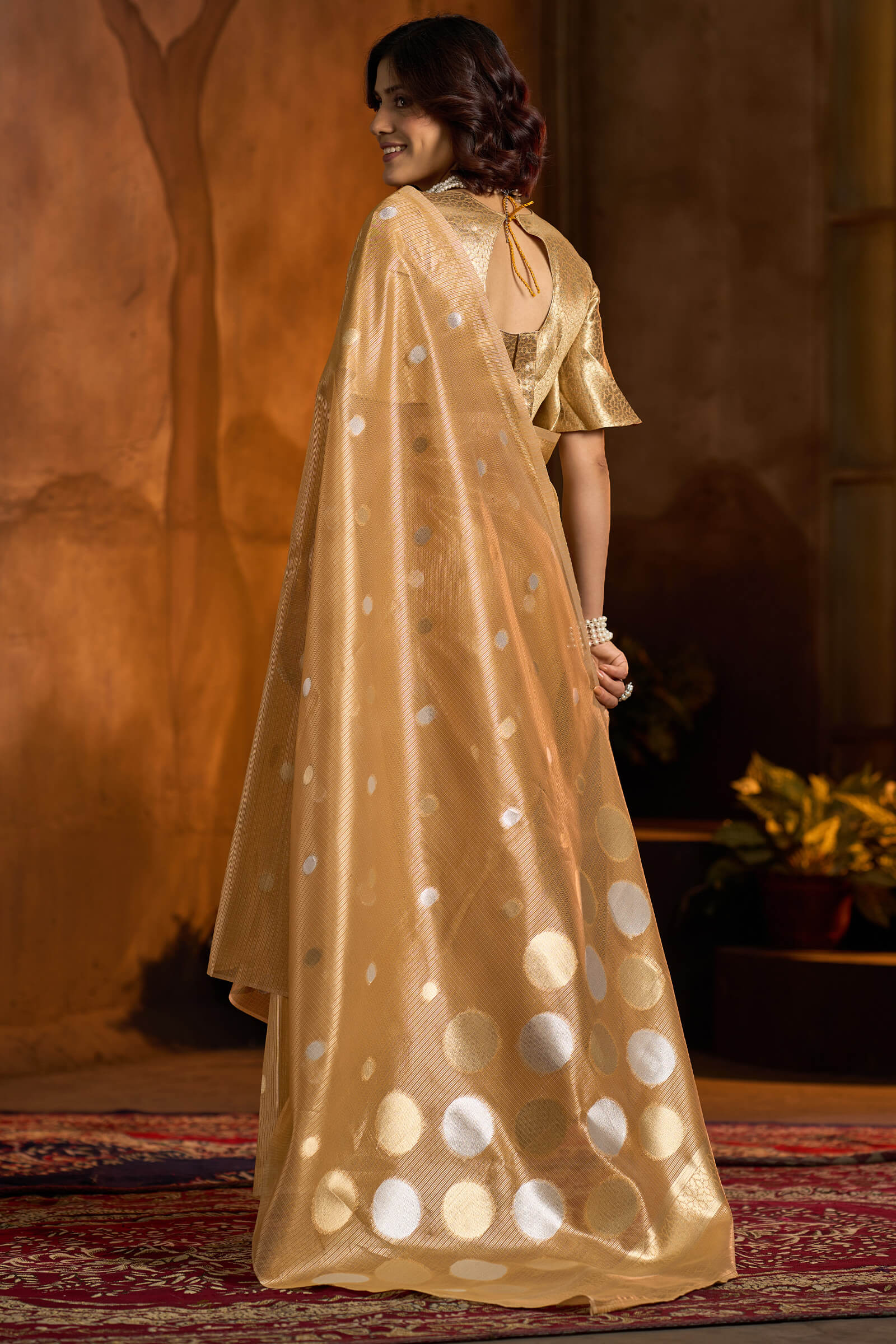 Intricate Golden Soft Banarasi Tissue Silk Saree With Exceptional Blouse Piece - Image 6