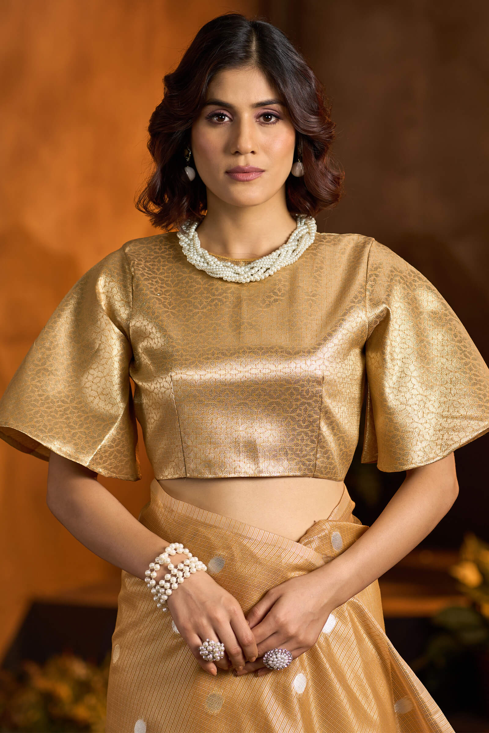 Intricate Golden Soft Banarasi Tissue Silk Saree With Exceptional Blouse Piece - Image 8
