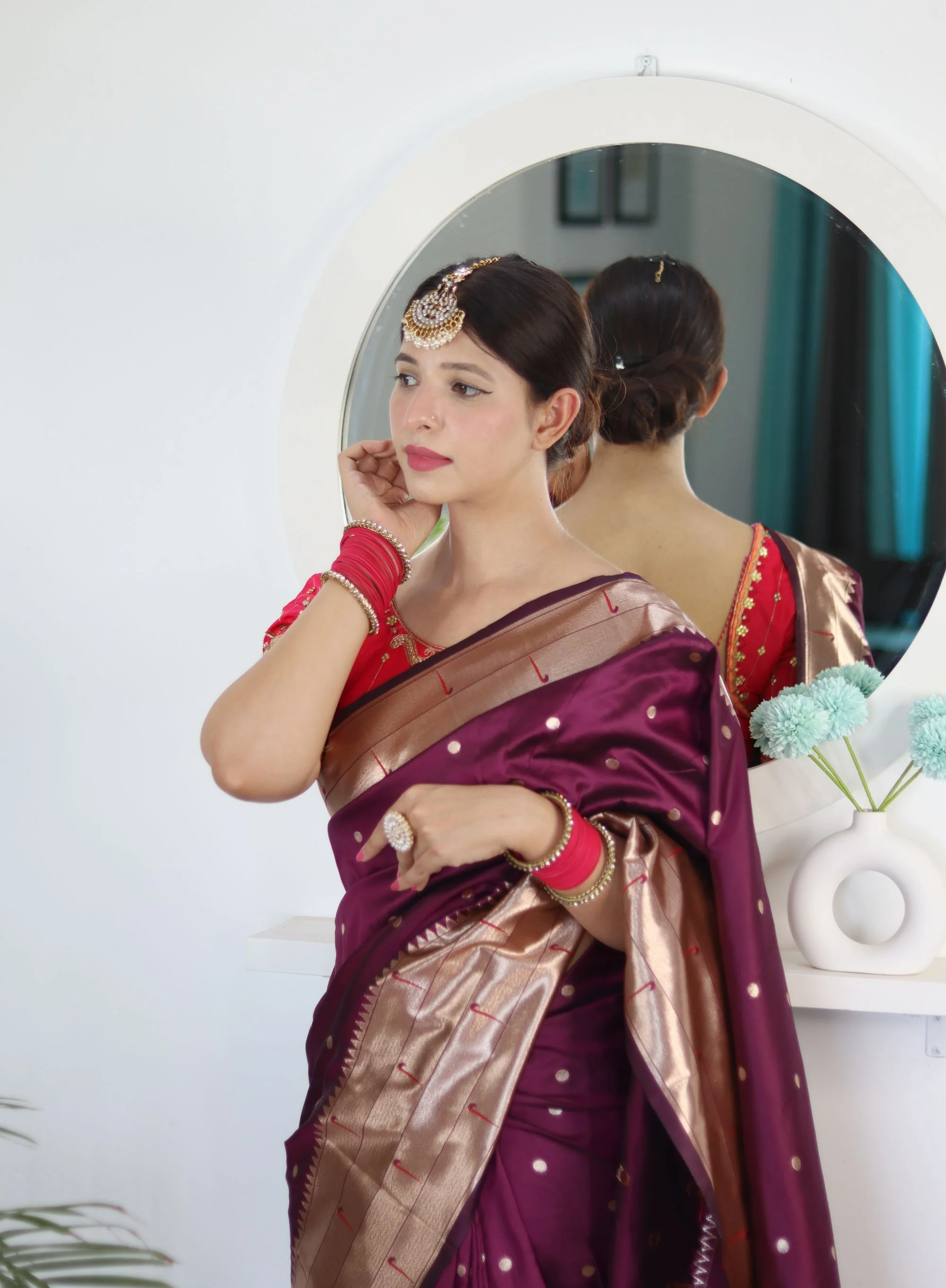 Invaluable Wine Paithani Silk Saree With Mesmerising Blouse Piece - Image 5