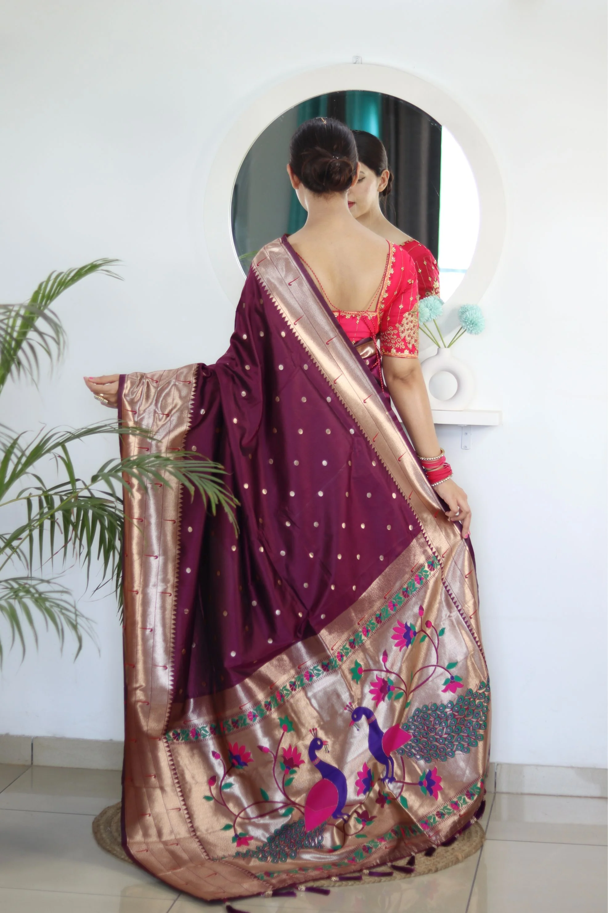 Invaluable Wine Paithani Silk Saree With Mesmerising Blouse Piece - Image 6