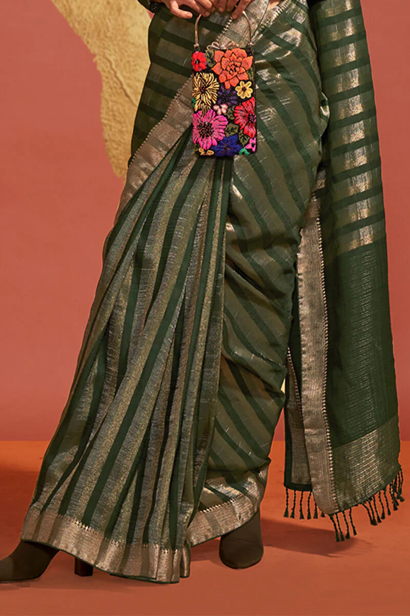 Jazzy Dark Green Soft Banarasi Silk Saree With Hypnotic Blouse - Image 4