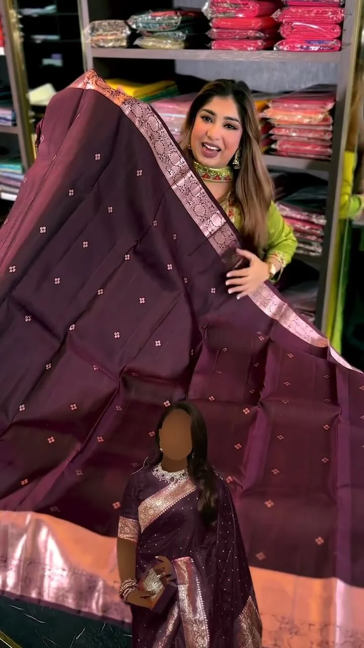 Jazzy Wine Soft Banarasi Silk Saree With Snazzy Blouse Piece - Image 4