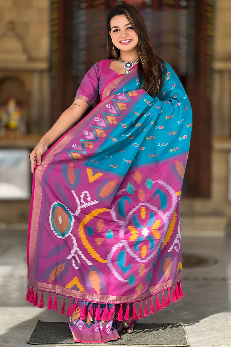 Jubilant Firozi Soft Banarasi Silk Saree With Verdant Blouse Piece - Image 4
