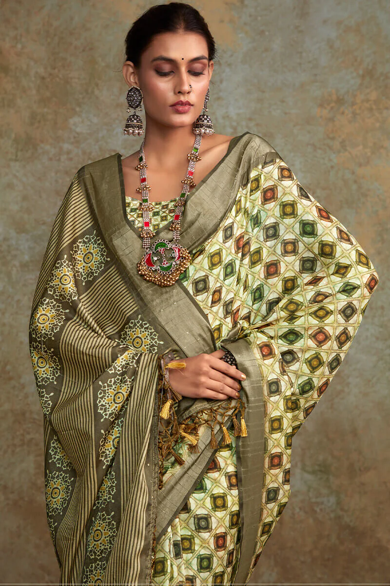 Jubilant Pista Digital Printed Soft Silk Saree With Pulsating Blouse Piece - Image 2