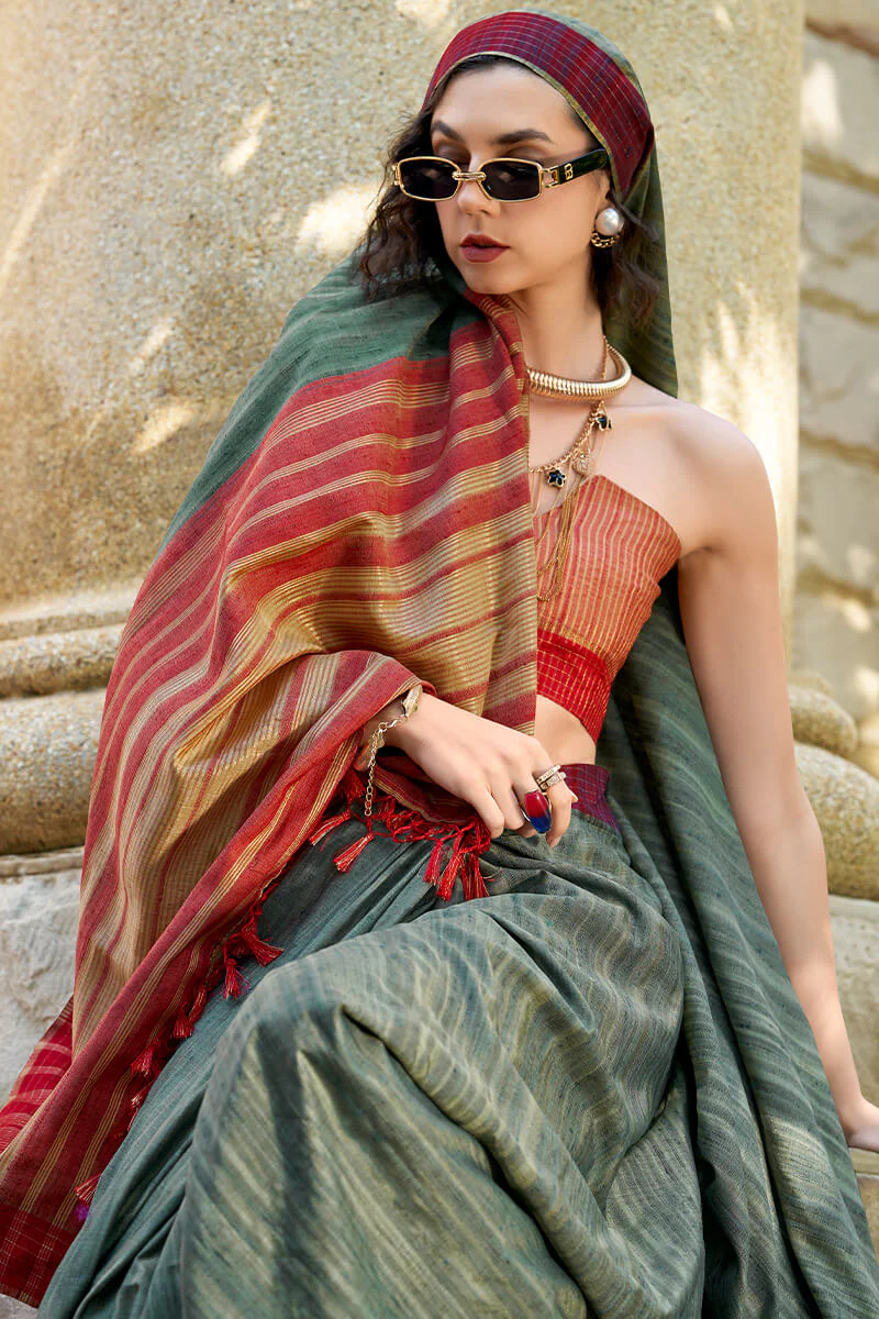 Lagniappe Dark Green Cotton Silk Saree With Vestigial Blouse Piece - Image 2