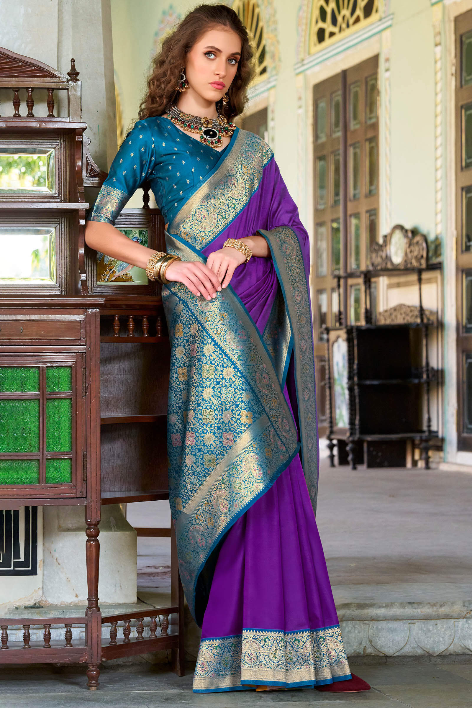 Lissome Purple Soft Banarasi Silk Saree With Seraglio Blouse Piece - Image 3