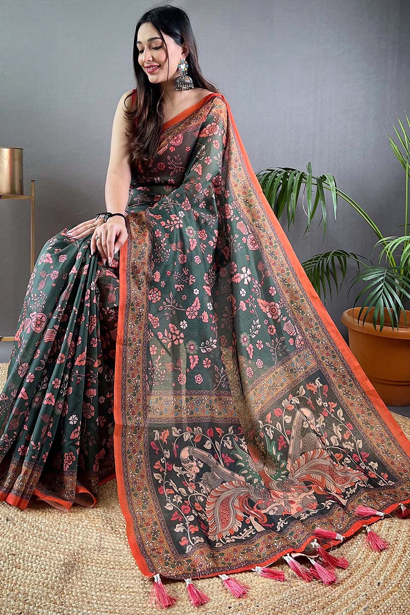 Lovely Dark Green Kalamkari Printed Saree With Gleaming Blouse Piece - Image 3
