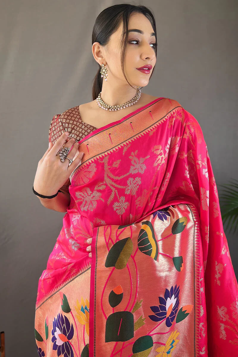 Lovely Dark Pink Paithani Silk Saree With Mesmerising Blouse Piece - Image 2