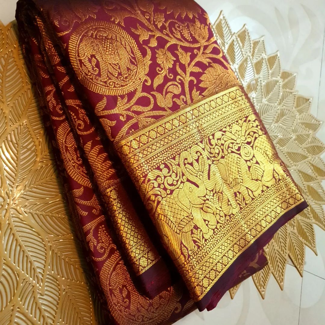 Lovely Wine Soft Banarasi Silk Saree With Precious Blouse Piece - Image 2