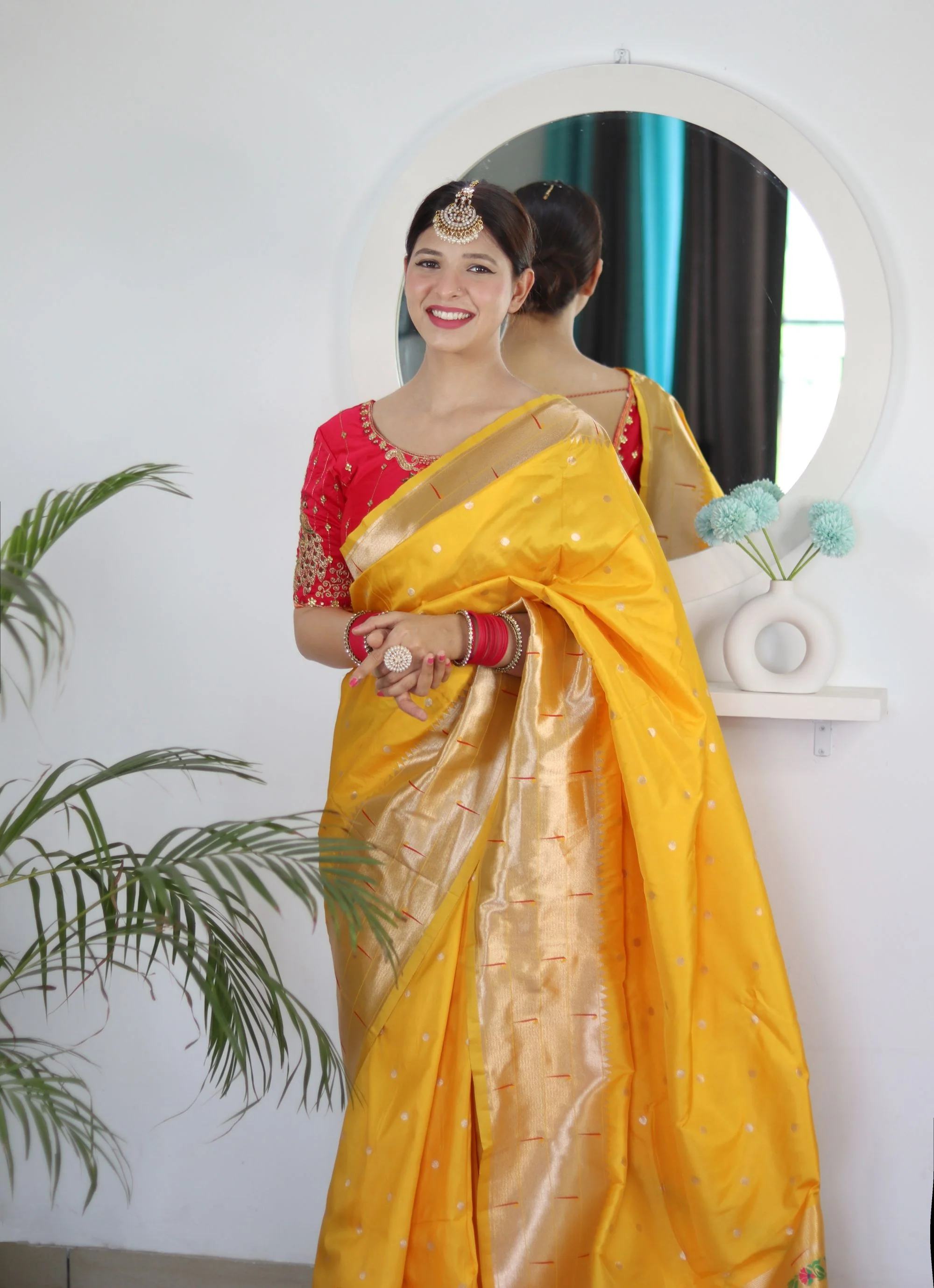 Lovely Yellow Paithani Silk Saree With Gorgeous Blouse Piece - Image 3