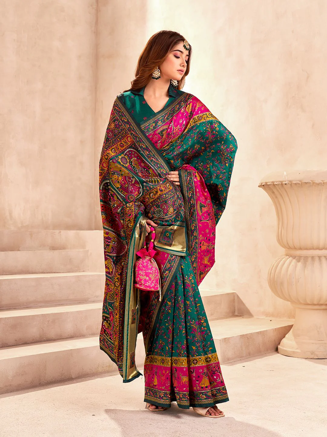 Lustrous Dark Green Nylon Dola Pashmina Saree With Devastating Blouse Piece - Image 3