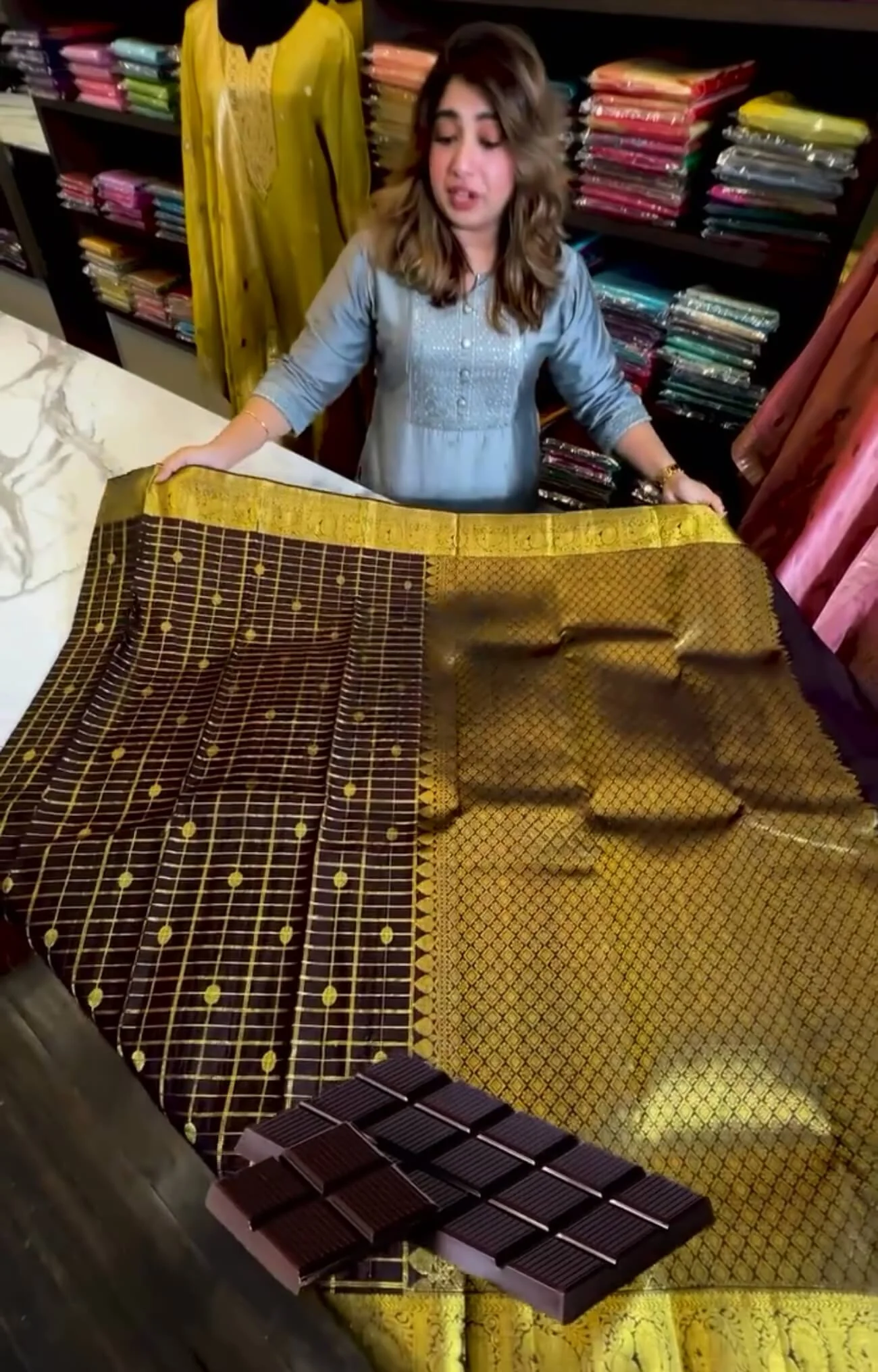 Luxuriant Brown Soft Banarasi Silk Saree With Scintilla Blouse Piece - Image 2