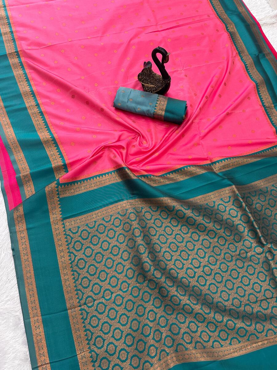 Luxuriant Dark Pink Soft Banarasi Silk Saree With Posh Blouse Piece - Image 3