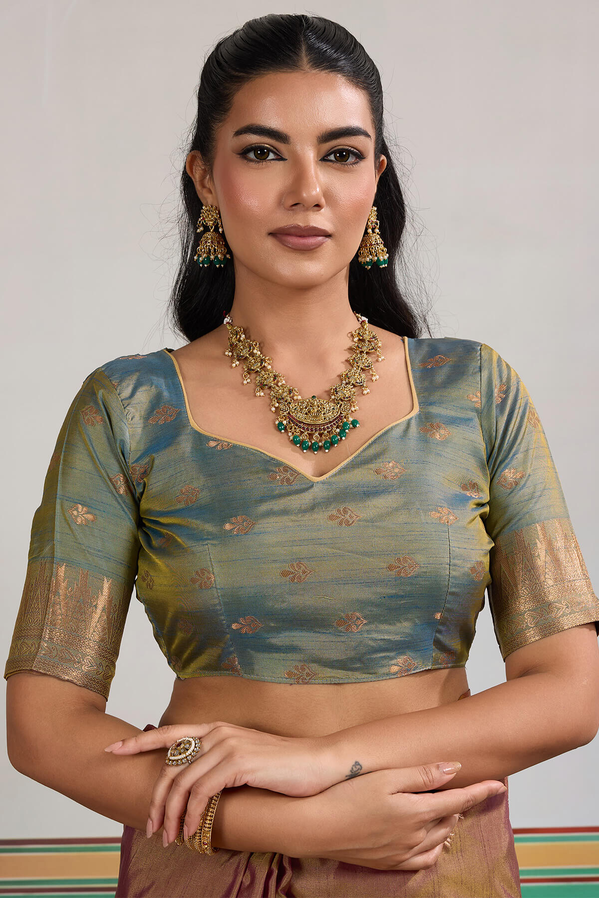 Magnetic Brown Banarasi Tussar Silk Saree With Bewitching Blouse Piece - Image 6