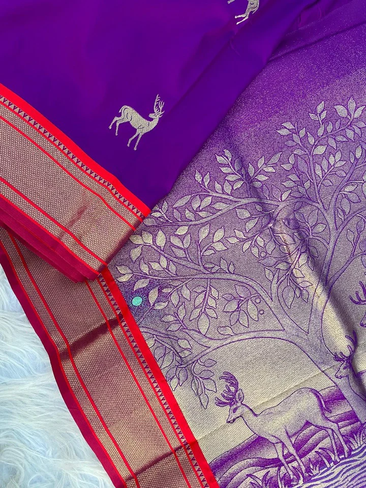 Magnetic Purple Pure Zari Weaving Banarasi Silk Saree With Ravishing Blouse Piece - Image 2