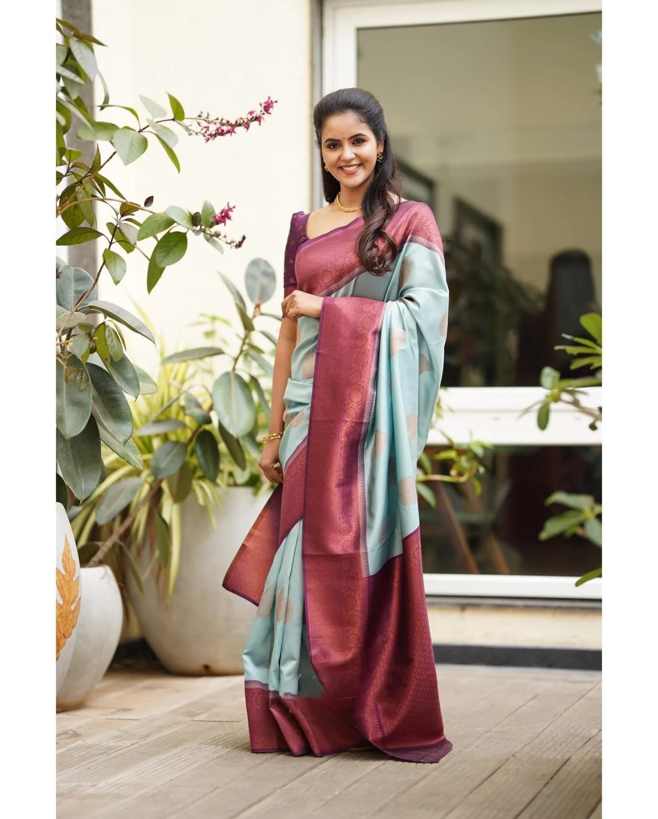 Magnetic Sky Soft Silk Saree With Felicitous Blouse Piece - Image 3
