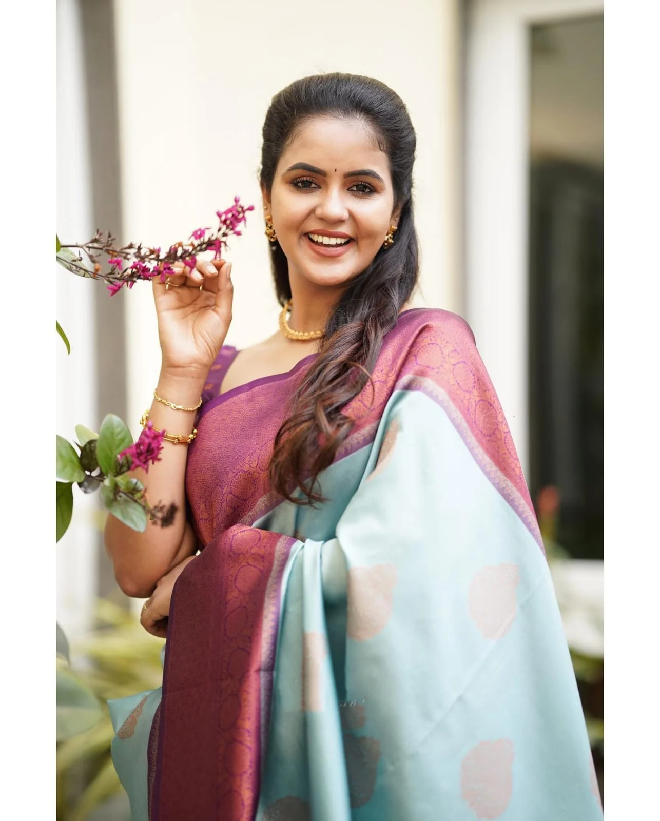 Magnetic Sky Soft Silk Saree With Felicitous Blouse Piece - Image 7