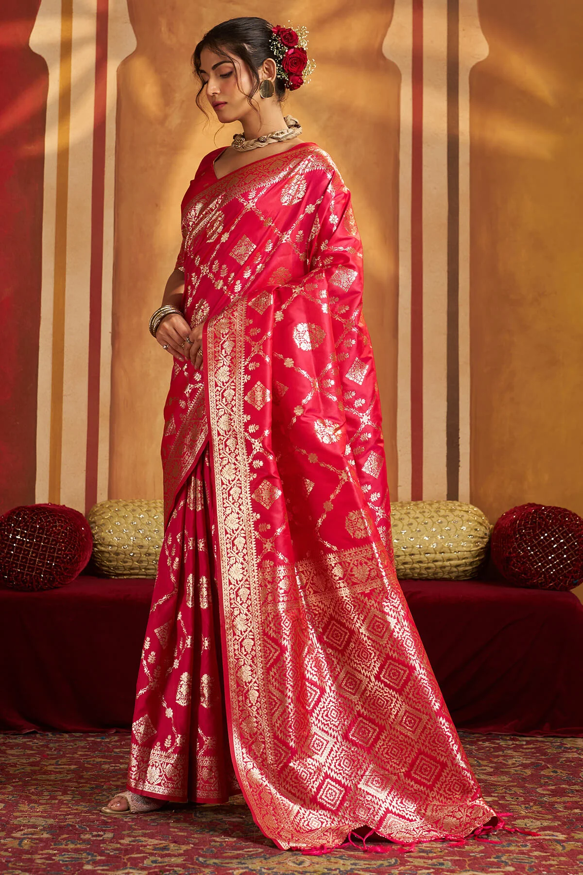 Majestic Dark Pink Pure Banarasi Silk Saree With Whimsical Blouse Piece - Image 5