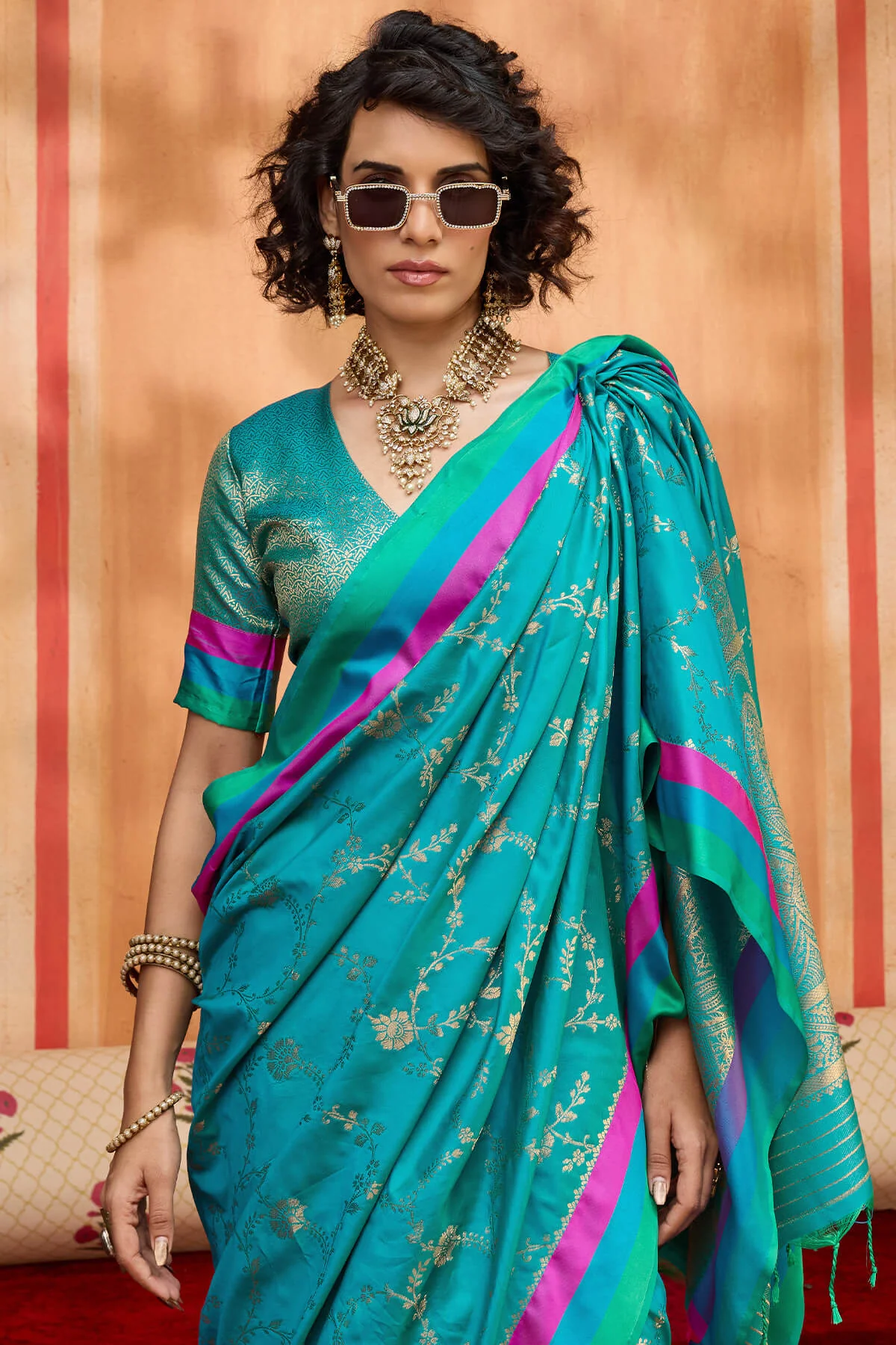 Majestic Firozi Pure Zari Weaving Banarasi Silk Saree With Dissemble Blouse Piece - Image 2