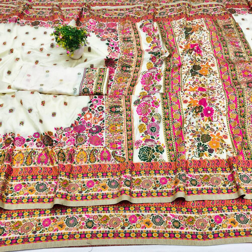 Majesty Beige Nylon Dola Pashmina Saree With Innovative Blouse Piece - Image 4