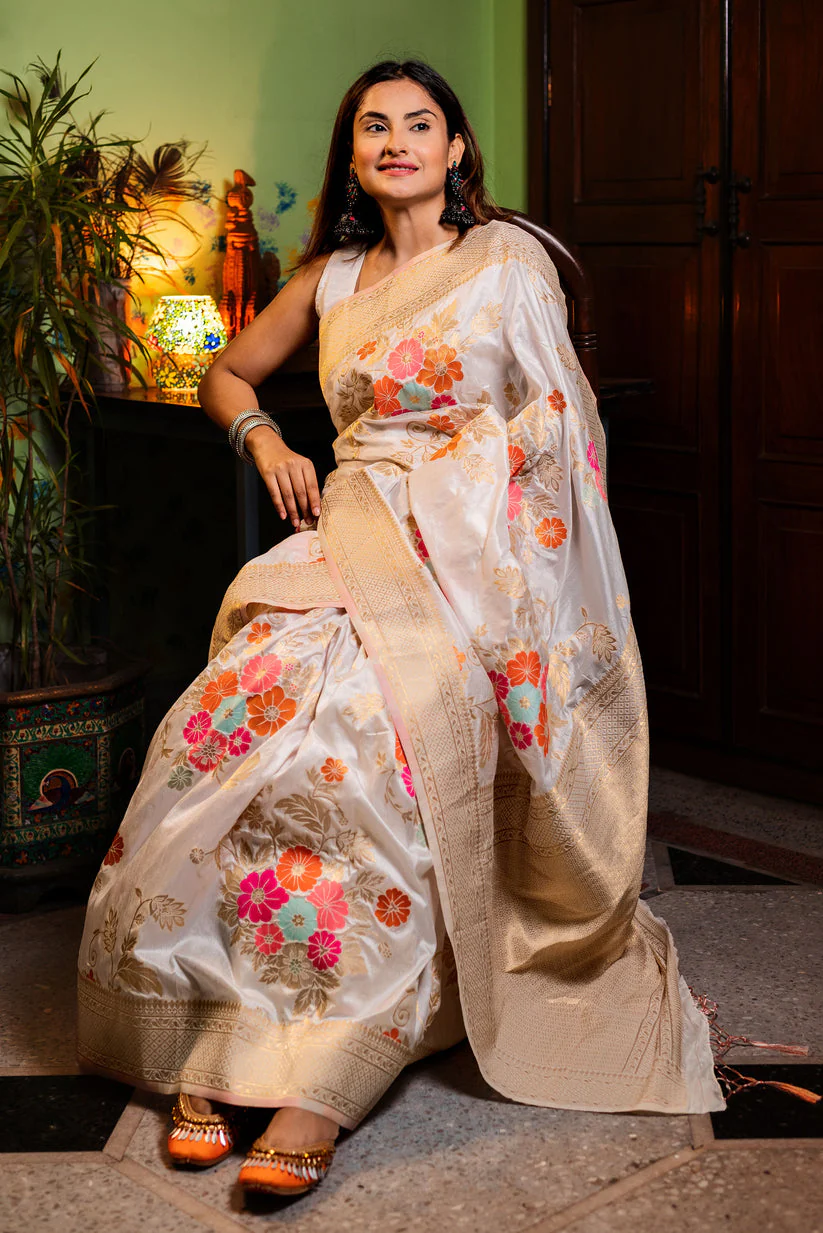 Majesty Beige Soft Banarasi Silk Saree With Demanding Blouse Piece - Image 3