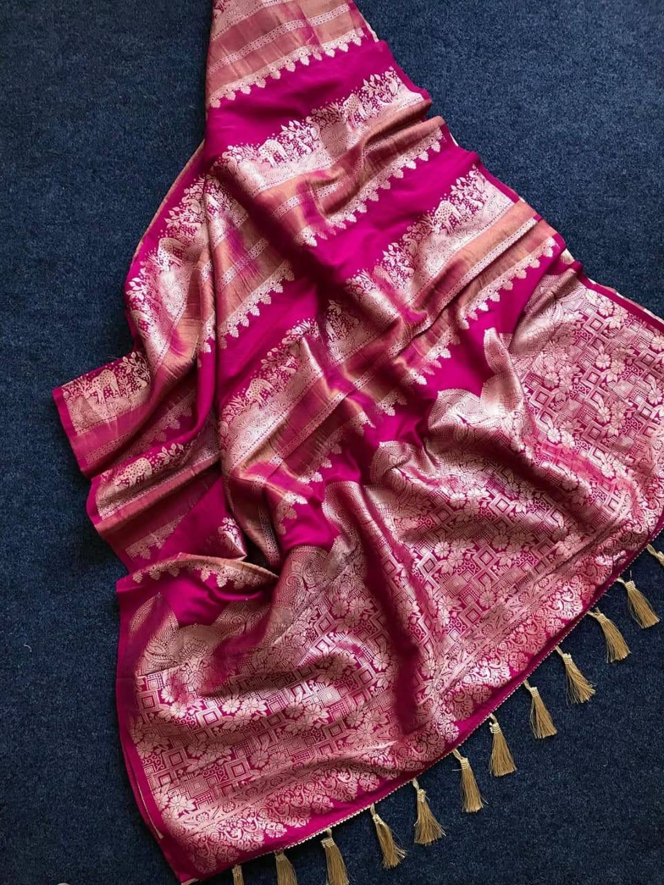 Majesty Dark Pink Banarasi Dola Silk Saree With Fancifull Blouse Piece - Image 2