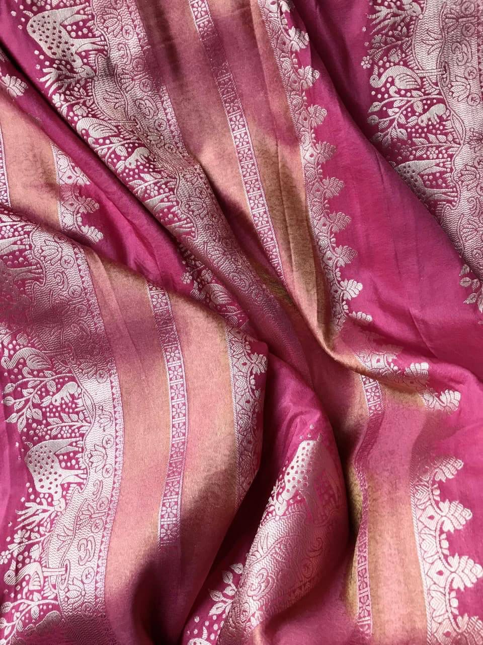 Majesty Dark Pink Banarasi Dola Silk Saree With Fancifull Blouse Piece - Image 3