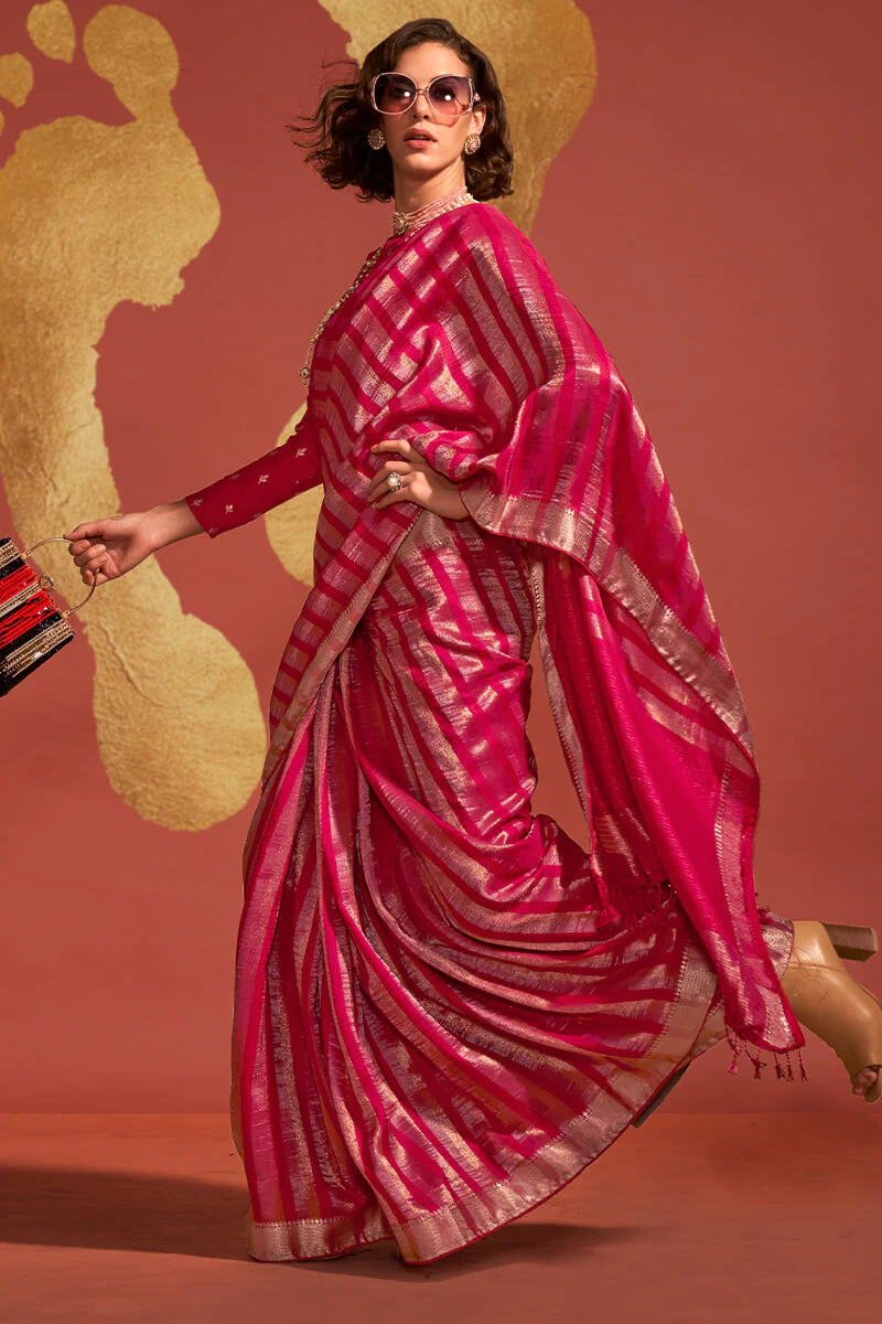 Majesty Magenta Soft Banarasi Silk Saree With Delightful Blouse - Image 4