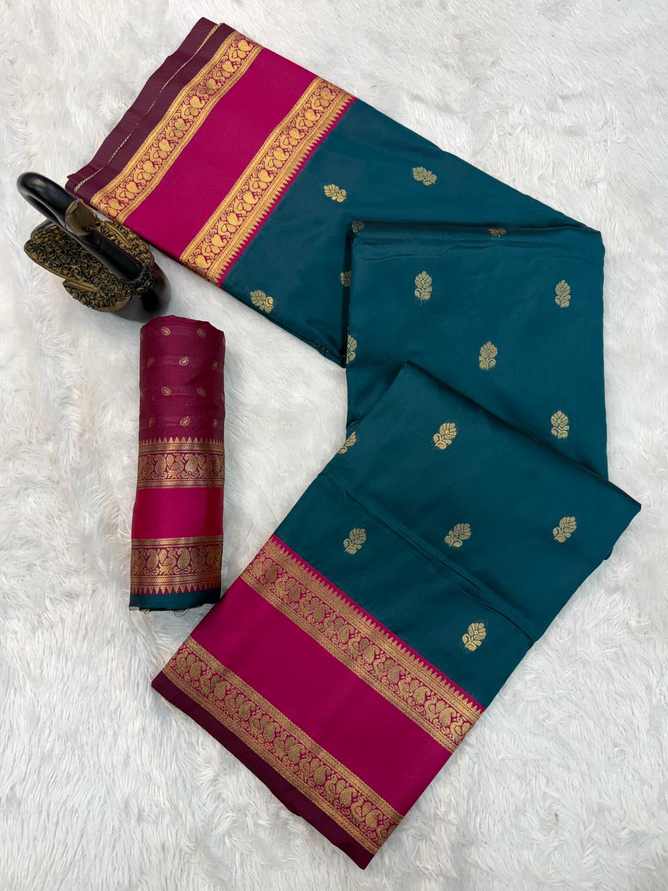 Majesty Teal Blue Soft Banarasi Kathpadar Silk Saree With Inspiring Blouse Piece - Image 2