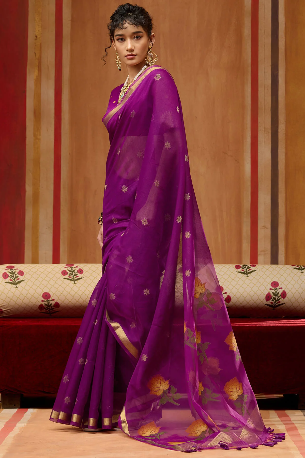 Mellifluous Purple Pure Munga Cotton Saree With Eclat Blouse Piece - Image 3