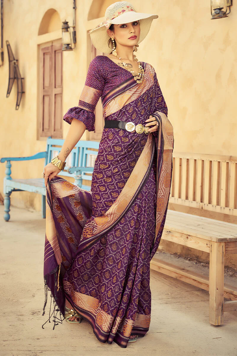 Mesmerising Purple Soft Banarasi Silk Saree With Glamorous Blouse Piece - Image 2