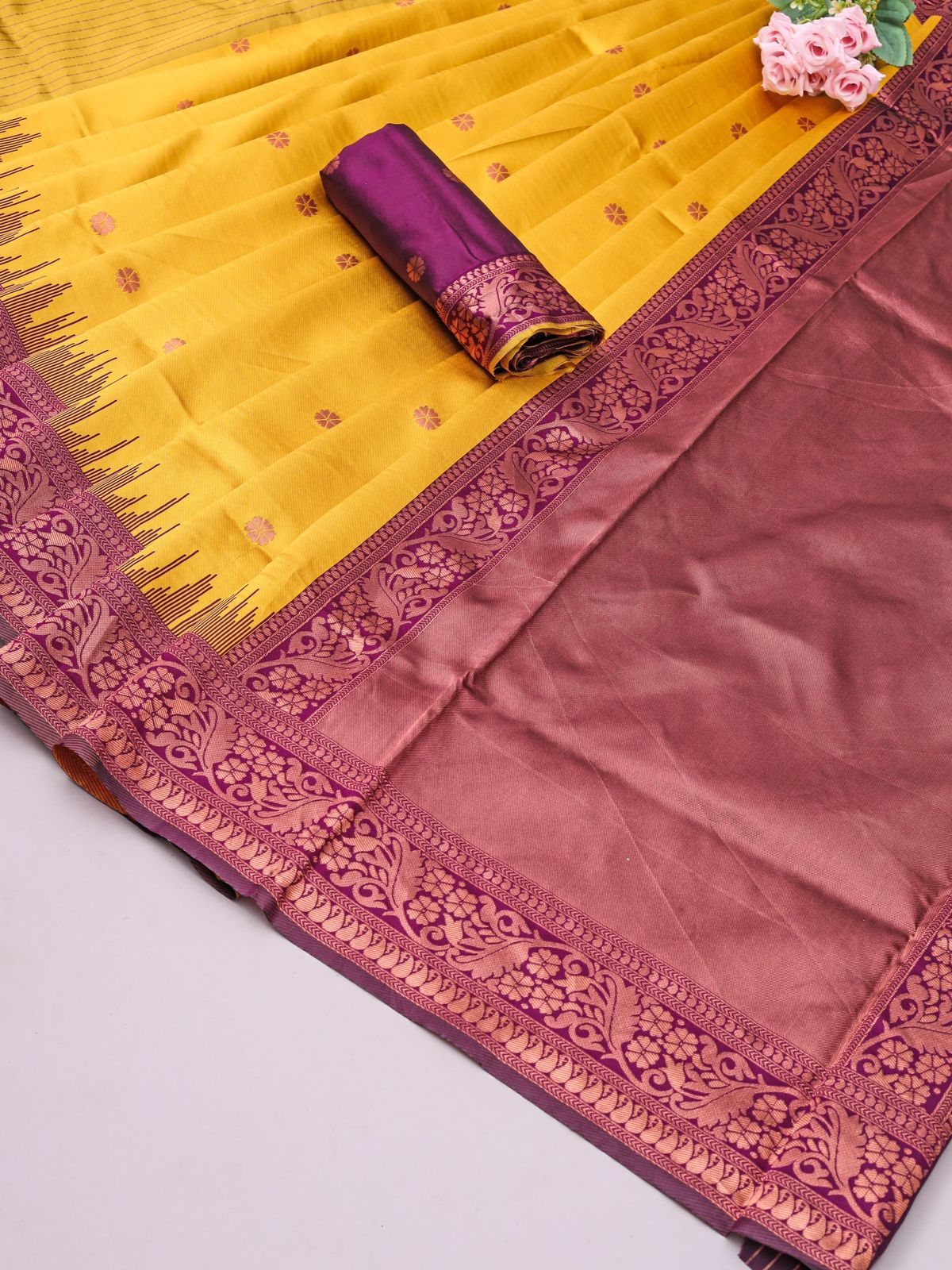 Mesmerising Yellow Soft Silk Saree With Demanding Blouse Piece - Image 5