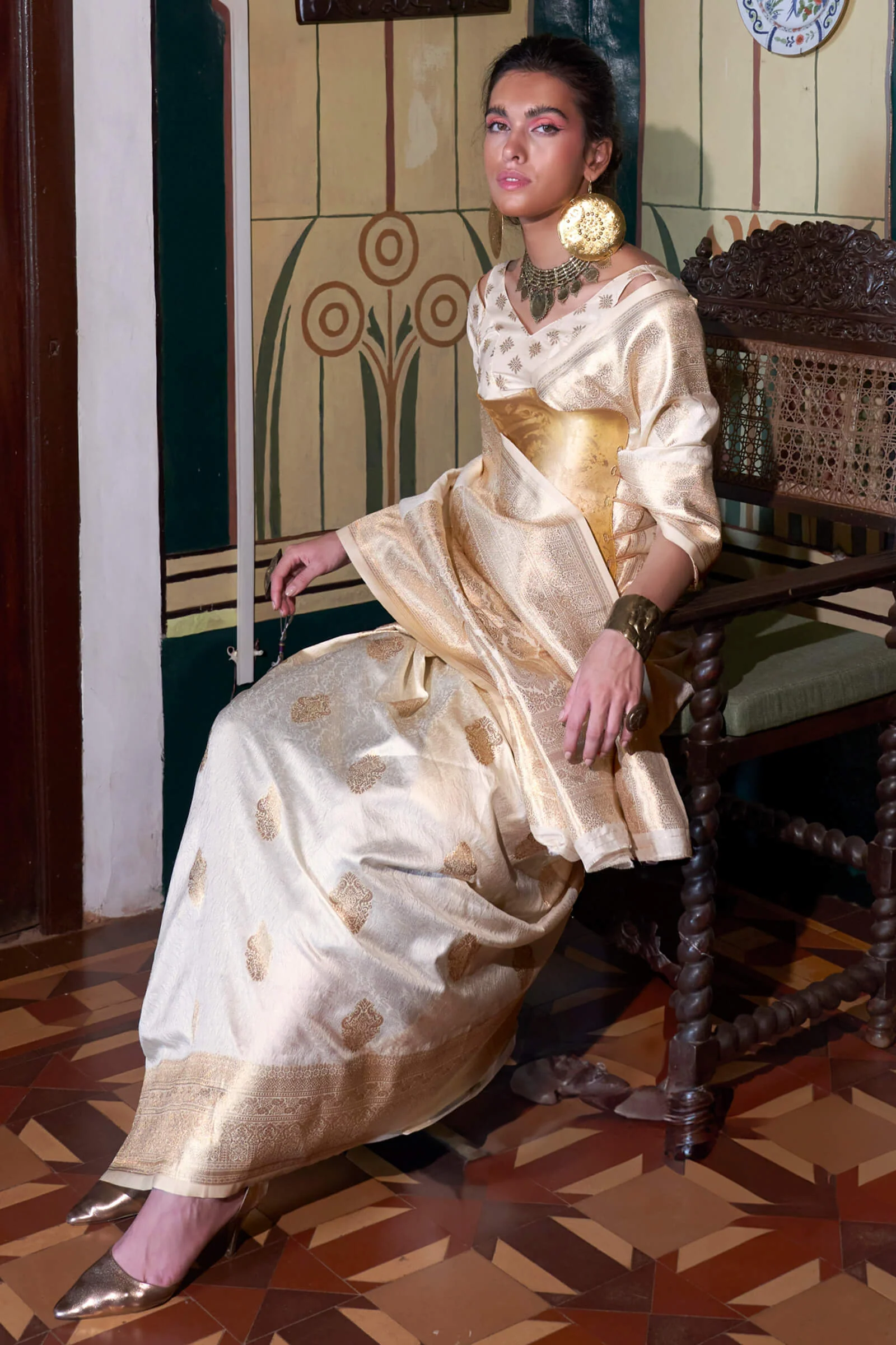 Most Stunning Beige Soft Banarasi Silk Saree With Excellent Blouse Piece - Image 2