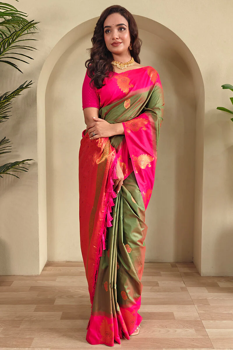 Nectarous Green Soft Banarasi Silk Saree With Imaginative Blouse Piece - Image 3