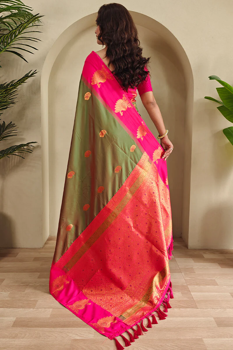 Nectarous Green Soft Banarasi Silk Saree With Imaginative Blouse Piece - Image 4