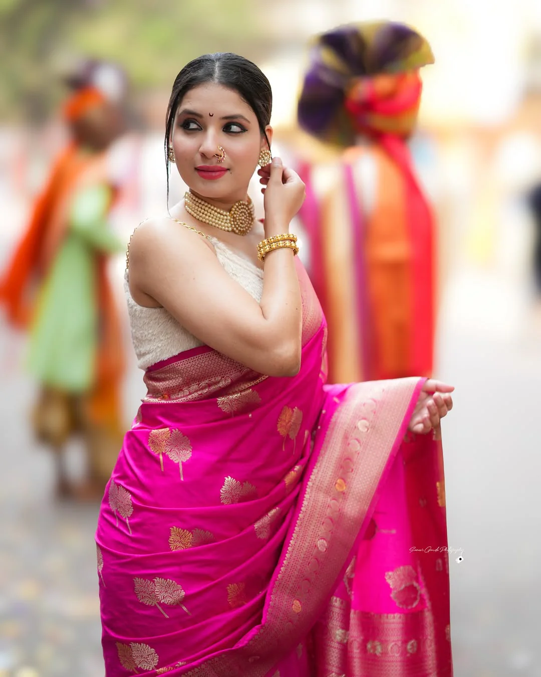 Nemesis Dark Pink Soft Silk Saree With Fugacious Blouse Piece - Image 7