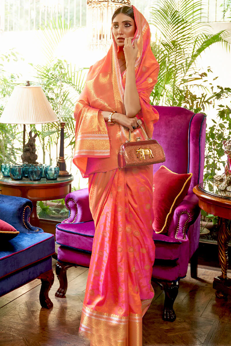 Nemesis Peach Kanjivaram Silk Saree With Imbrication Blouse Piece - Image 2