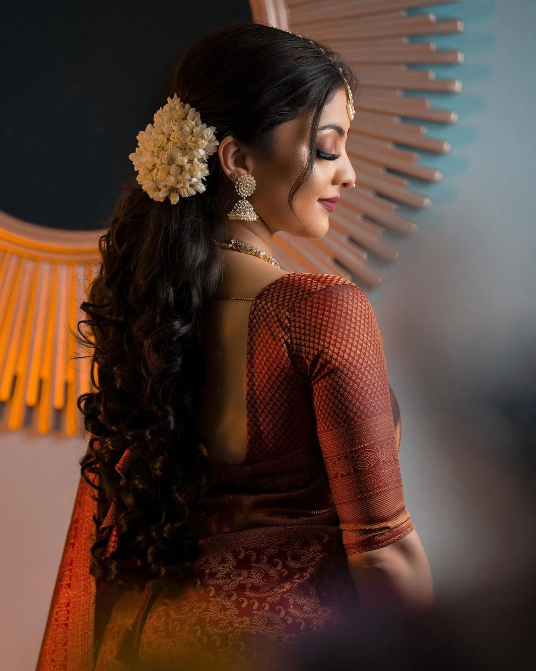 Opulent Wine Soft Silk Saree With Stunner Blouse Piece - Image 5
