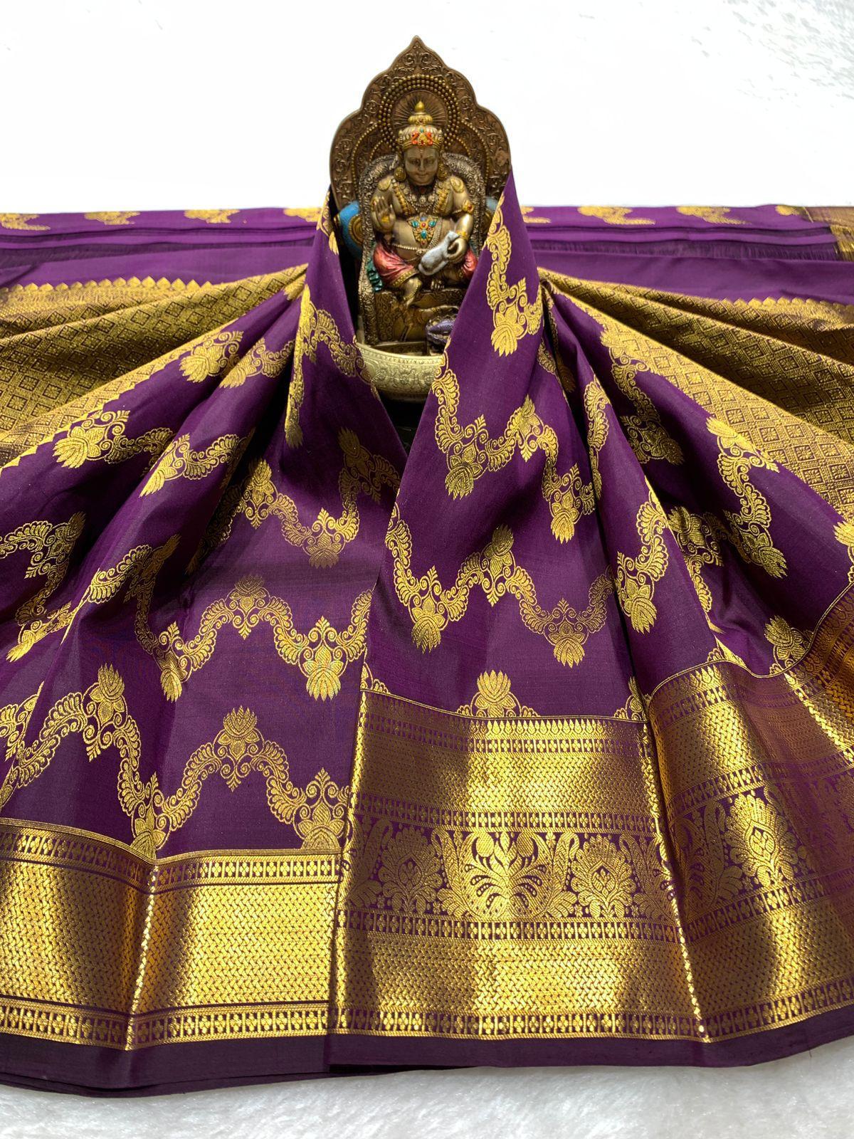 Ornate Purple Pure Zari Weaving Banarasi Silk Saree With Dissemble Blouse Piece - Image 2