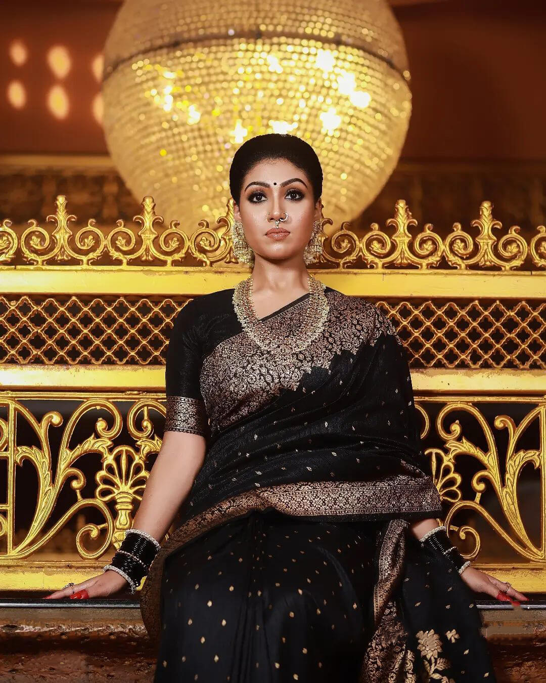 Outstanding Black Soft Banarasi Silk Saree With Angelic Blouse Piece - Image 5