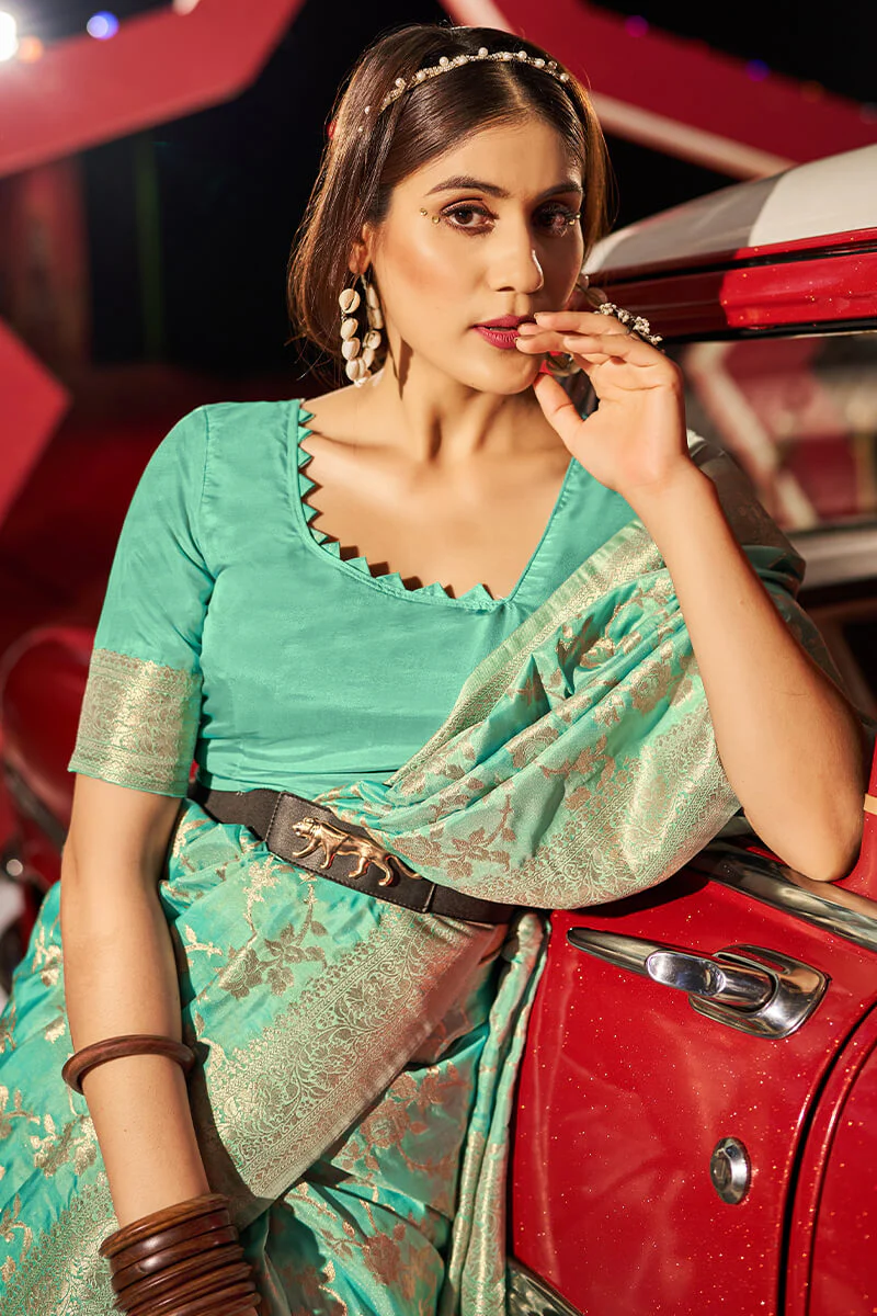 Outstanding Sea Green Soft Banarasi Silk Saree With Surpassing Blouse Piece - Image 2