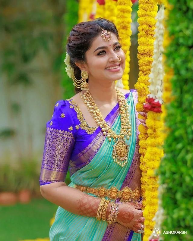 Palimpsest Firozi Soft Silk Saree With Snappy Blouse Piece - Image 2