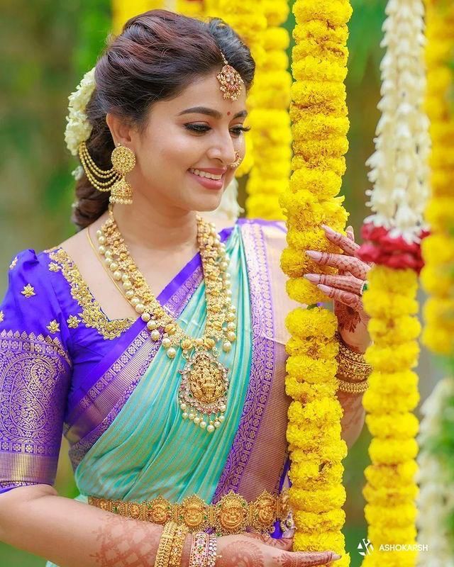 Palimpsest Firozi Soft Silk Saree With Snappy Blouse Piece - Image 3