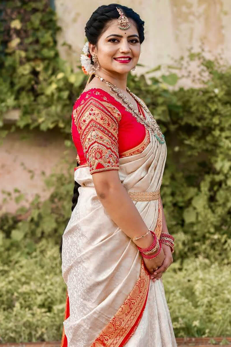Palimpsest Off White Soft Silk Saree With Gossamer Blouse Piece - Image 7