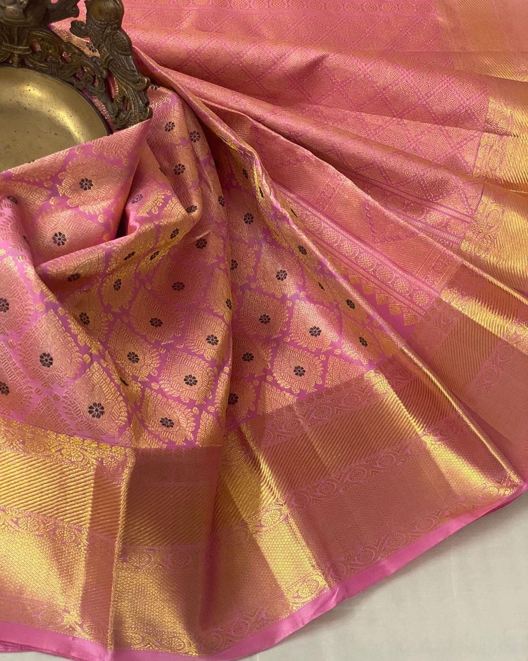 Palimpsest Pink Soft Silk Saree With Susurrous Blouse Piece - Image 4