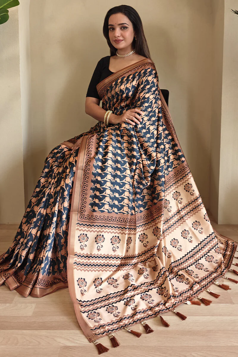 Petrichor Black Digital Printed Dola Silk Saree With Eclat Blouse Piece - Image 4