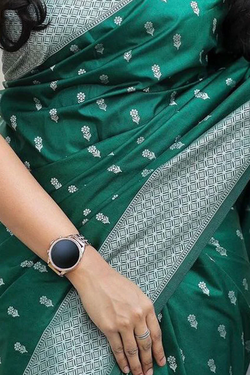 Petrichor Green Cotton Silk Saree With Woebegone Blouse Piece - Image 3