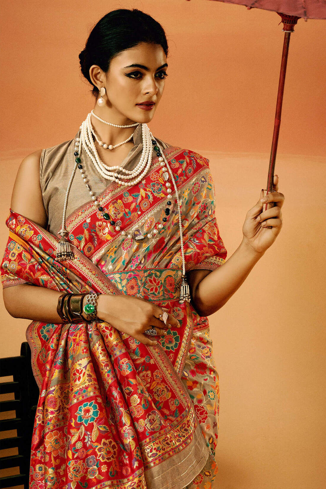 Petrichor Grey Pashmina Saree With Exuberant Blouse Piece - Image 2