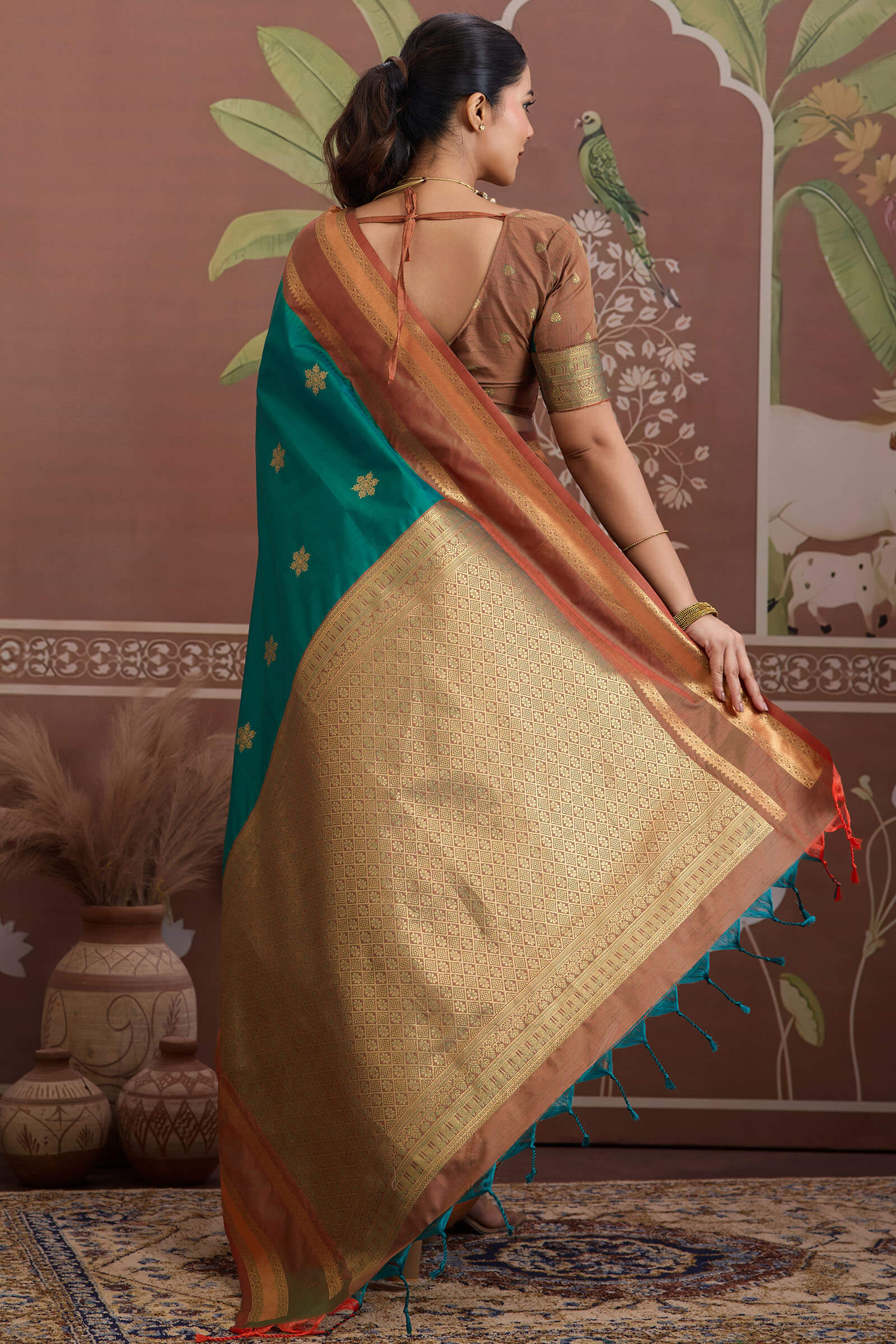 Petrichor Rama Banarasi Tussar Silk Saree With Verdant Blouse Piece - Image 6