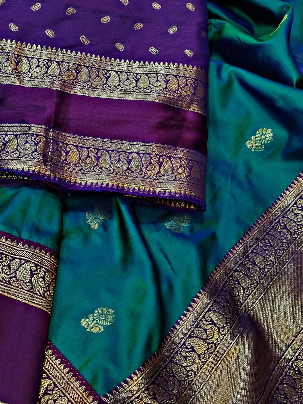 Phenomenal Rama Soft Banarasi Kathpadar Silk Saree With Opulent Blouse Piece - Image 5